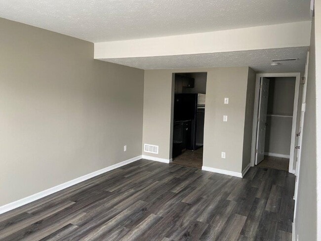 Building Photo - 2628 Crisnic Ct