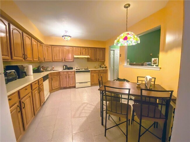 Foto del edificio - 345 92nd St