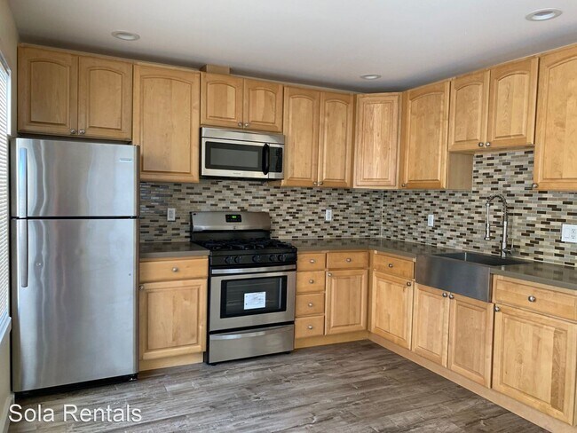 Foto del edificio - 1380 E 22nd St