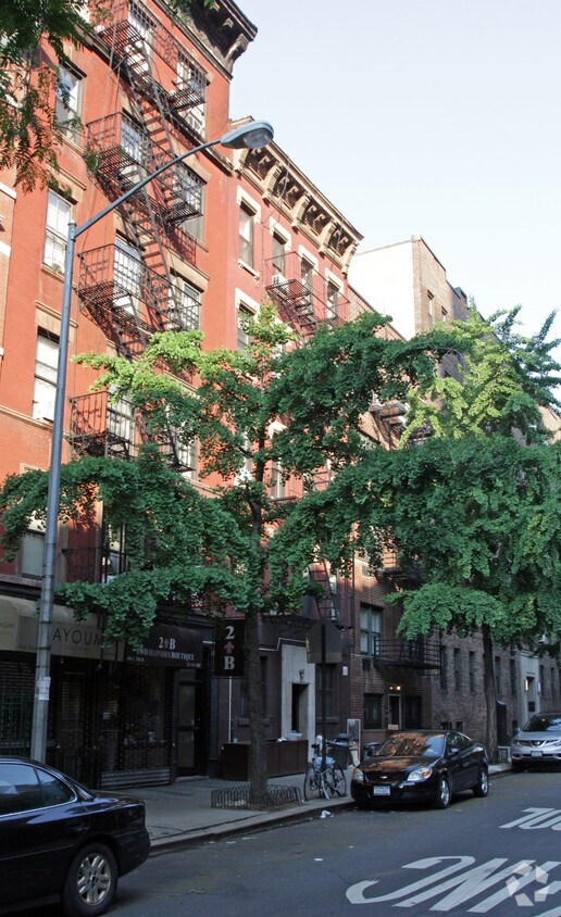 Foto principal - 444 E 78th St