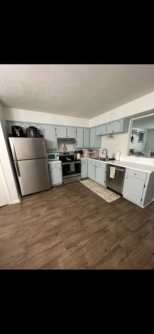 Building Photo - 2409 Bandera Dr