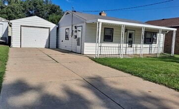 Building Photo - 211 Fruit St
