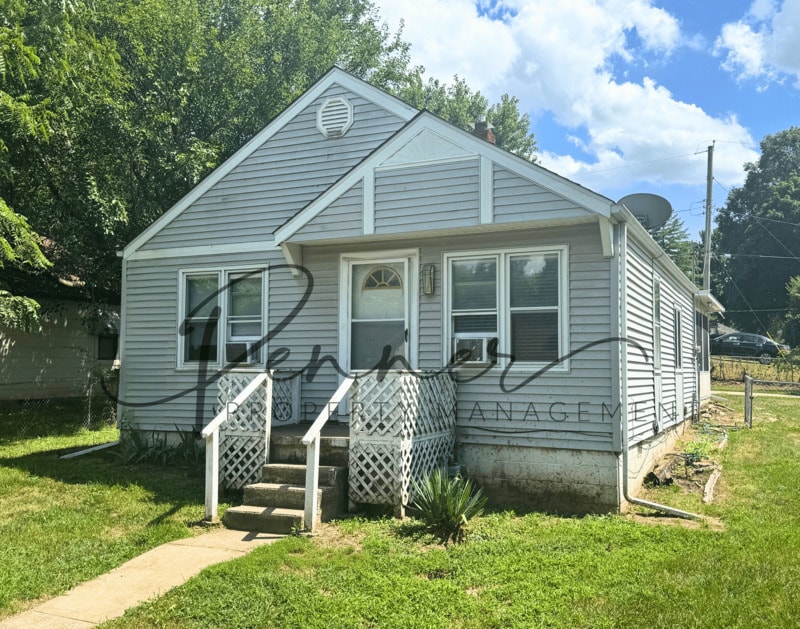 Primary Photo - 1327 W 24TH St S