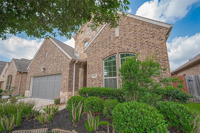 Building Photo - 2112 Arrowood Glen Dr