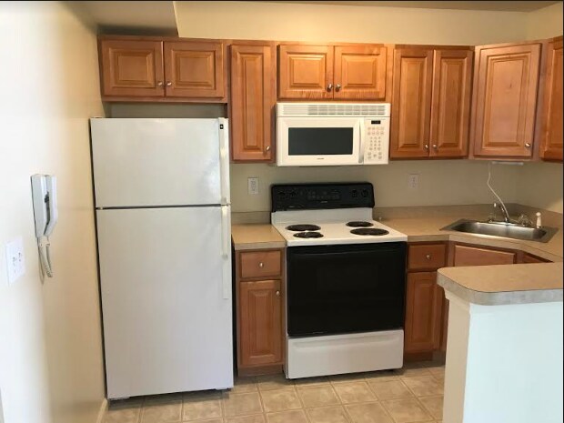 Foto del edificio - 465 Kings Rd