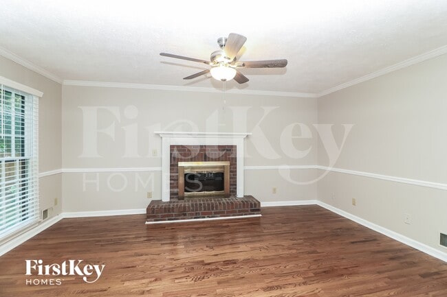 Building Photo - 205 Timber Oak Cove