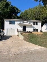 Building Photo - 46 Green Acres Dr