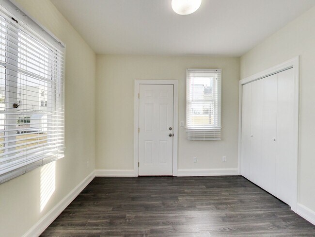 Foto del edificio - 692b Haight St