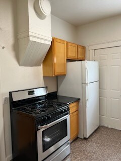 Building Photo - 505 43rd St