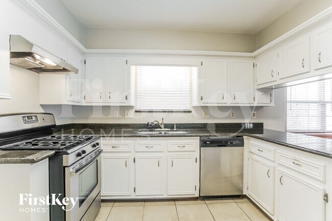 Building Photo - 18210 Widcombe Dr