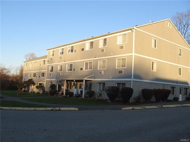 Primary Photo - 3581 Strang Blvd