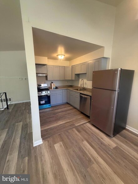 Foto del edificio - 1336 E Upsal St