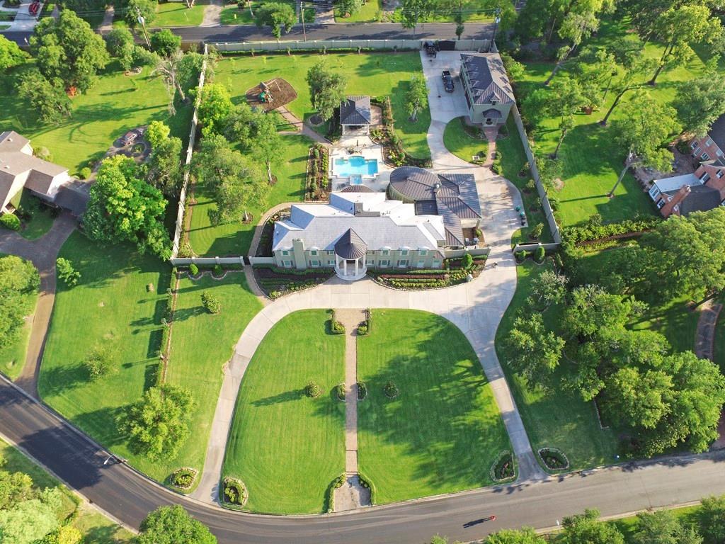 Primary Photo - 3430 S Parkwood Dr