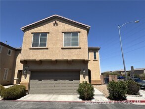 Building Photo - 711 Taliput Palm Pl