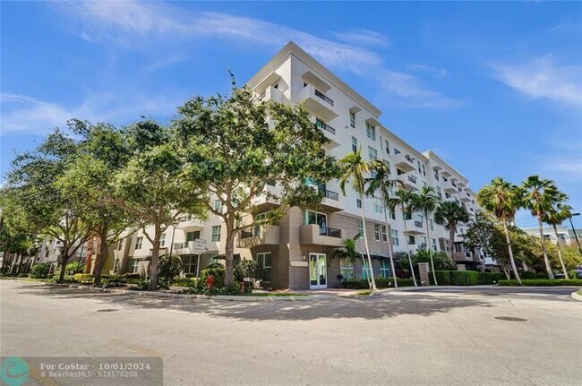 Foto del edificio - 2421 NE 65th St