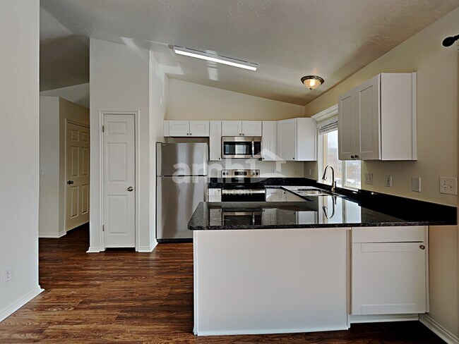 Foto del edificio - 2277 W 2300 N