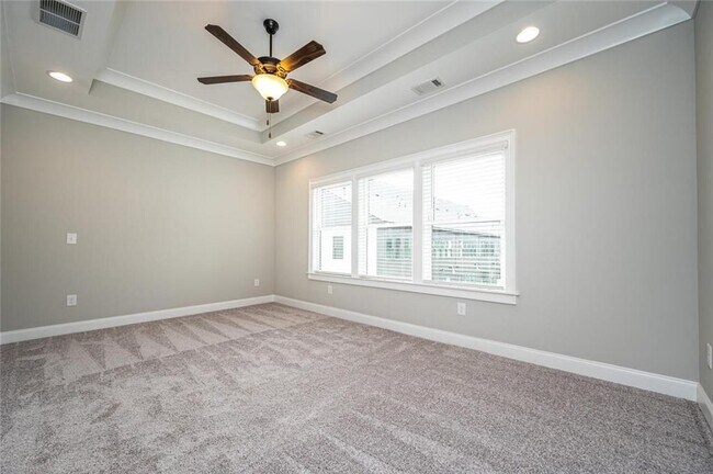 Foto del edificio - 6655 Sterling Dr