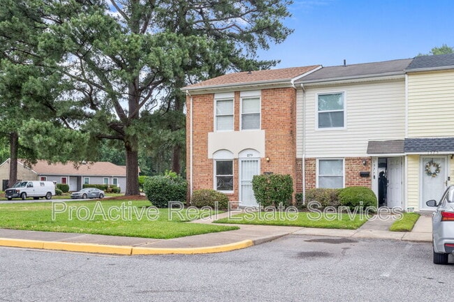 Photo - 1579 Darren Cir Townhome