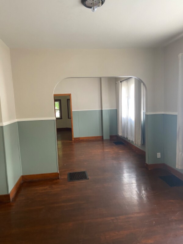 Building Photo - 456 W Fremont St