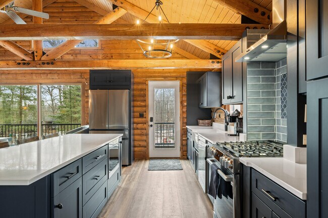 Foto del edificio - N1508 Wildwood Rd