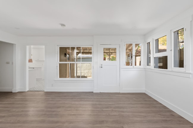 Foto del edificio - 1446 E Topeka St