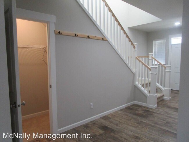 Building Photo - 5 br, 2.5 bath House - 4956 Cornelia Ct.