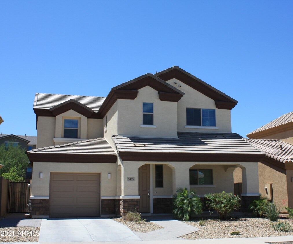 3833 E Branham Ln, Phoenix, AZ 85042 House for Rent in Phoenix, AZ