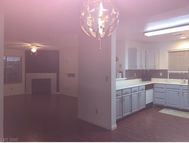 Building Photo - 1375 E Hacienda Ave