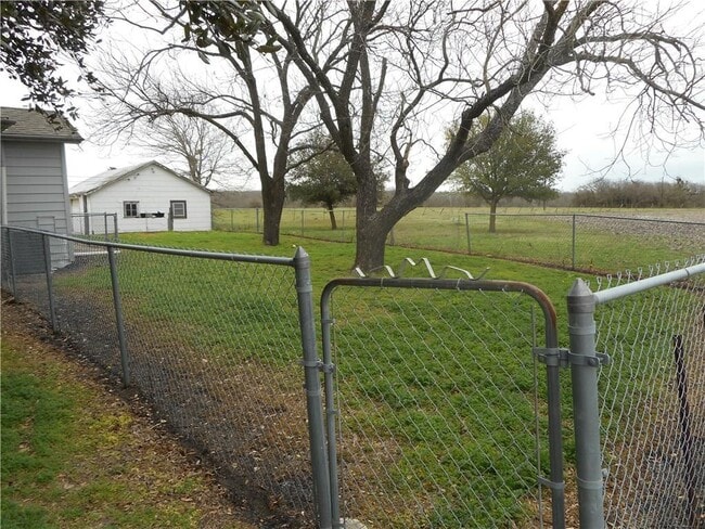 Building Photo - 2301 Co Rd 348