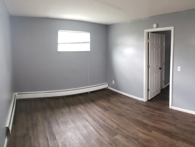 Building Photo - 2761 Queen City Ave