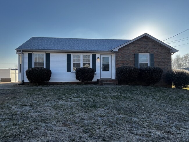 Building Photo - 585 Kathryn Ct