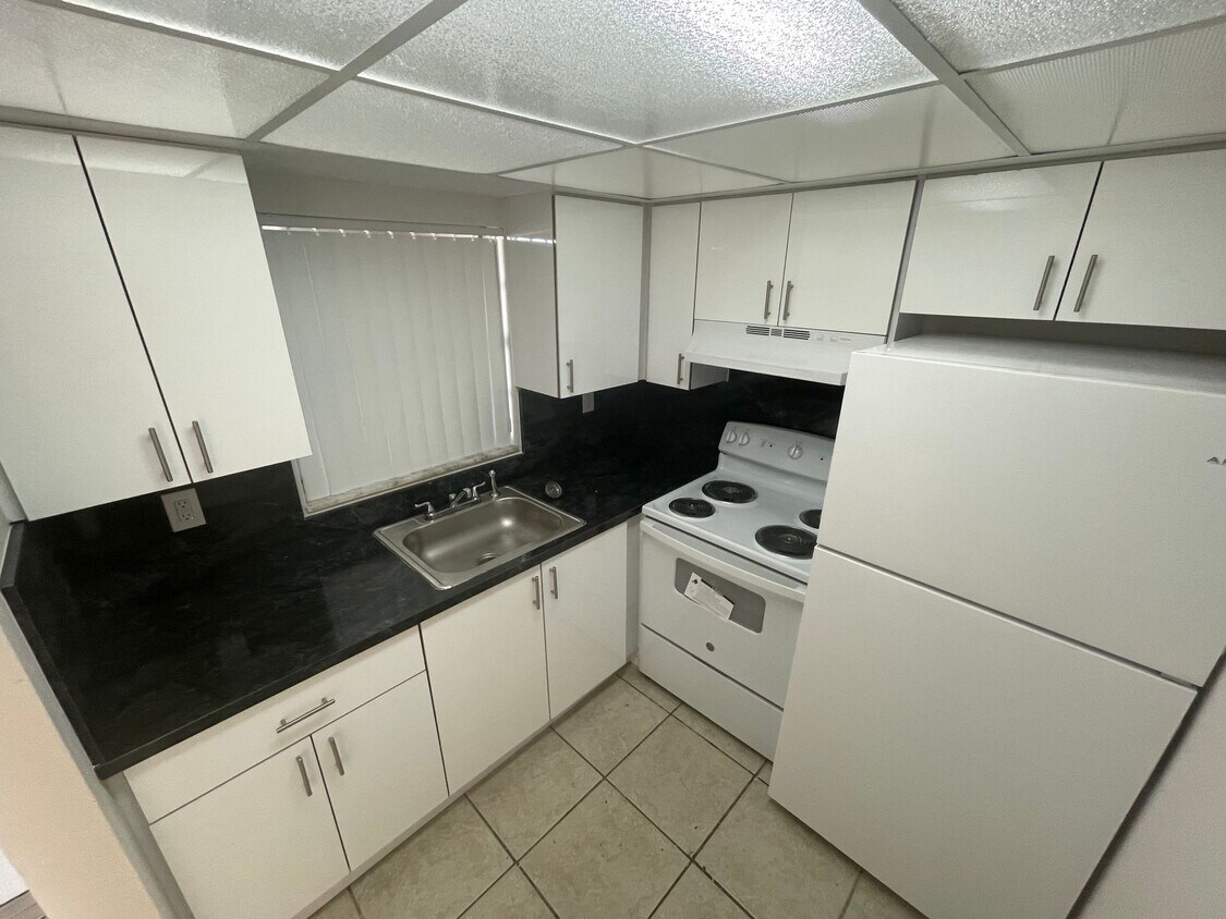Foto principal - Lovely 1b1b Apartment for Rent in North Mi...