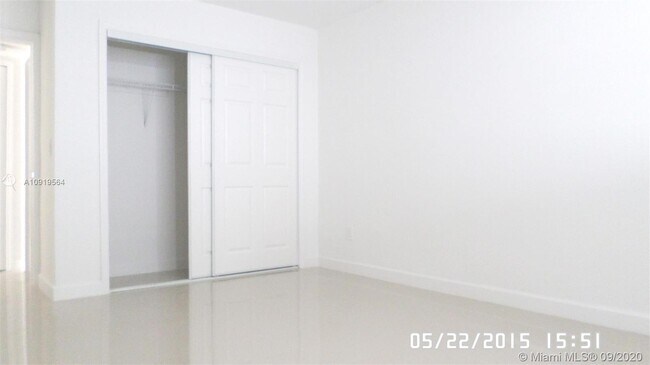 Foto del edificio - 11750 NE 16th Ave