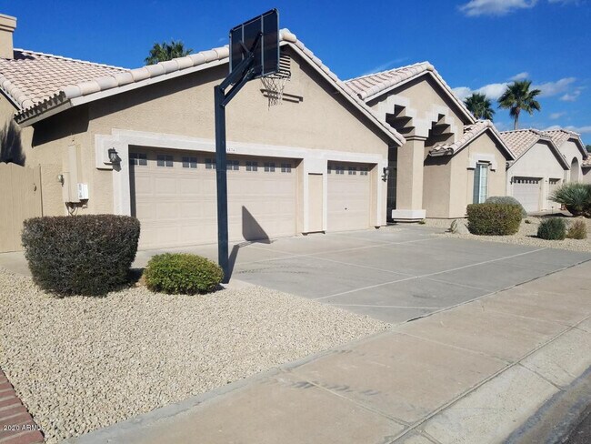 Foto del edificio - 6834 E Gelding Dr