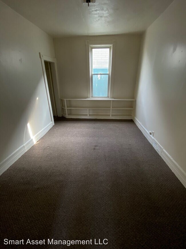 Foto del edificio - 1605 W Grant St