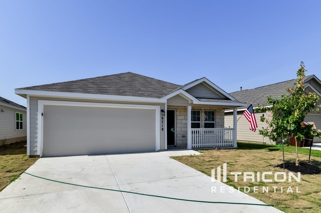Building Photo - 9718 Marbach Hill San Antonio TX