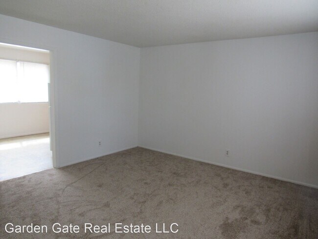 Building Photo - 2200 S Jefferson St