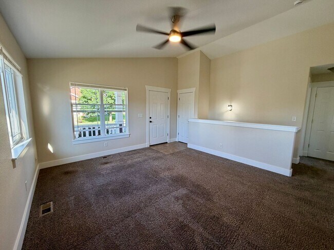 Foto del edificio - 4334 Pennyroyal Ln