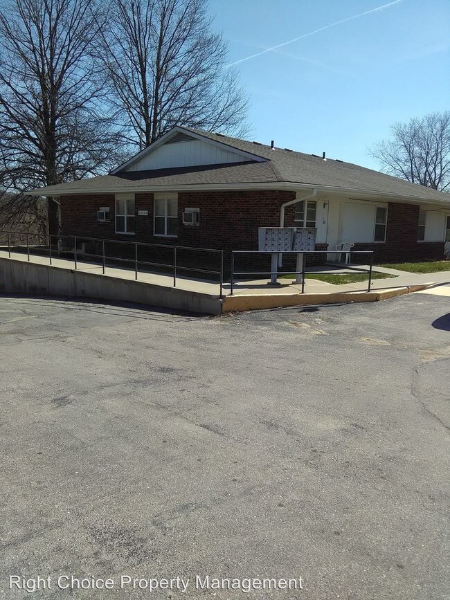 1100 1st St, Platte City, MO 64079 Condo for Rent in Platte City, MO