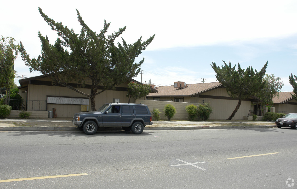 Foto del edificio - 101 Kings Ave