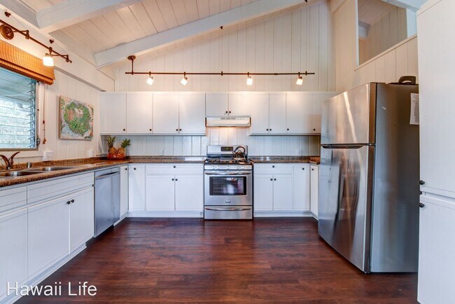 Building Photo - 5 br, 3 bath House - 5097 Weke Road