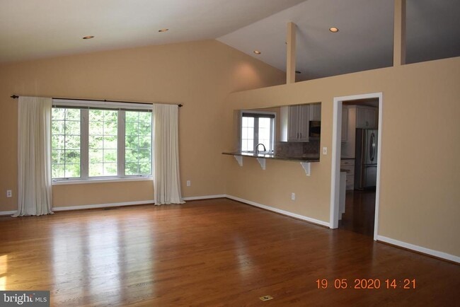 Foto del edificio - 16 Michael Ct