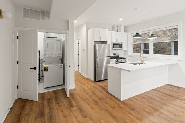 Foto del edificio - 839 N Rockwell St