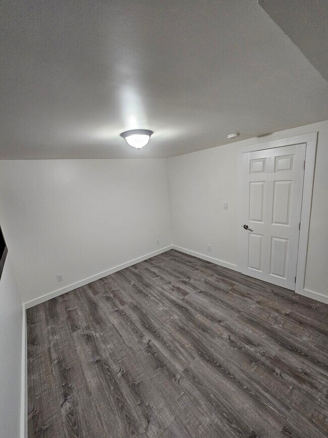 Foto del edificio - 9411 Castlewood St