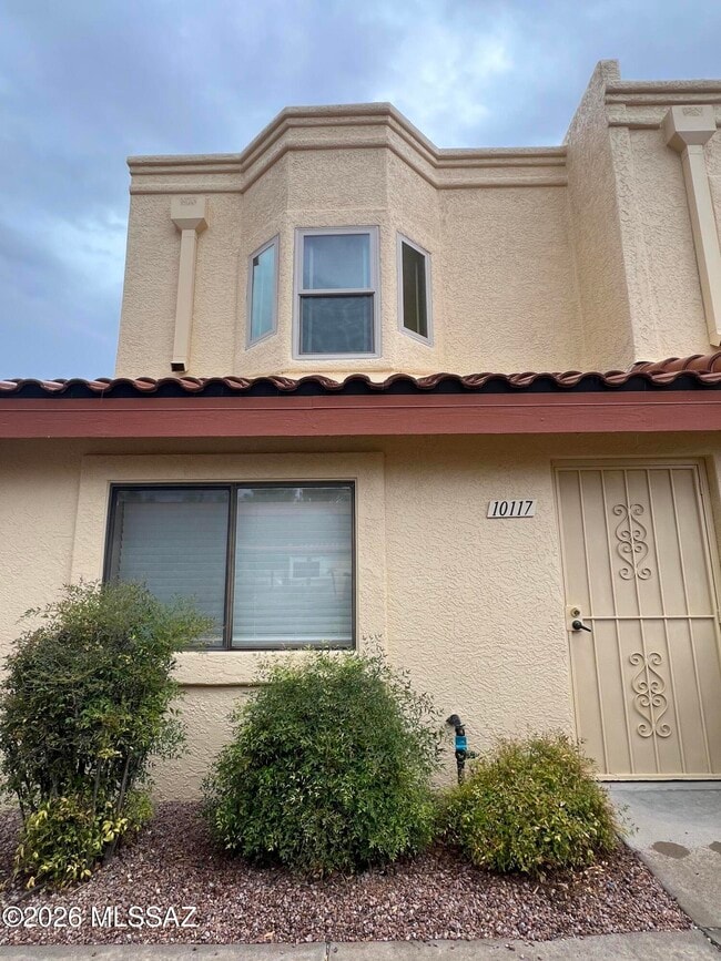Building Photo - 10117 E Arizmo St