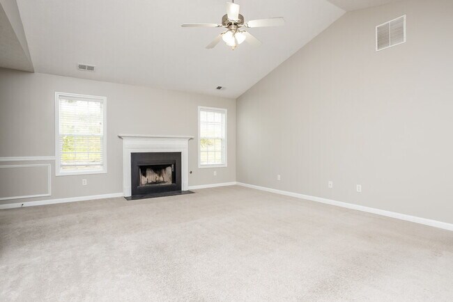 Foto del edificio - 226 Overlook Ct