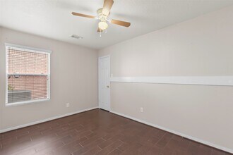Building Photo - 18534 Burgundy Sky Way