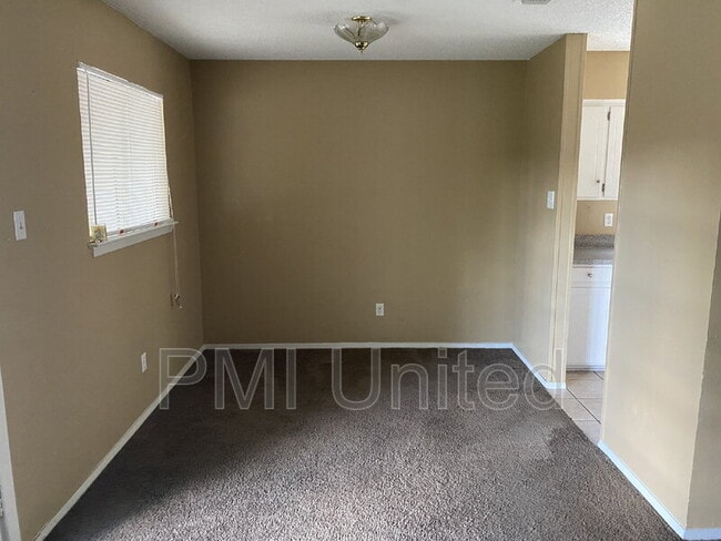 Foto del edificio - 3402 Hastings Dr