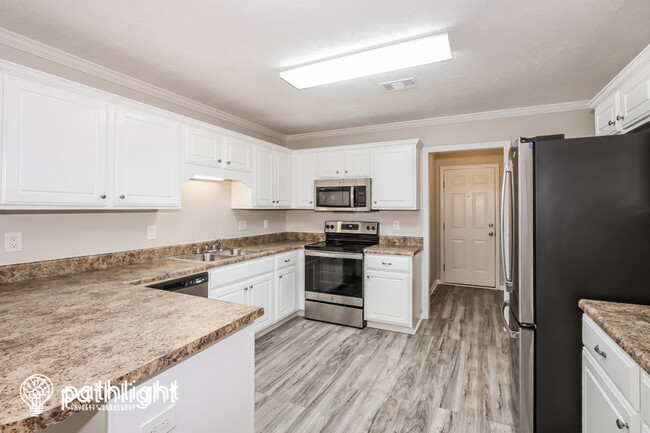 Building Photo - 2124 Sylvan Lake Drive, Grovetown, GA, 30813