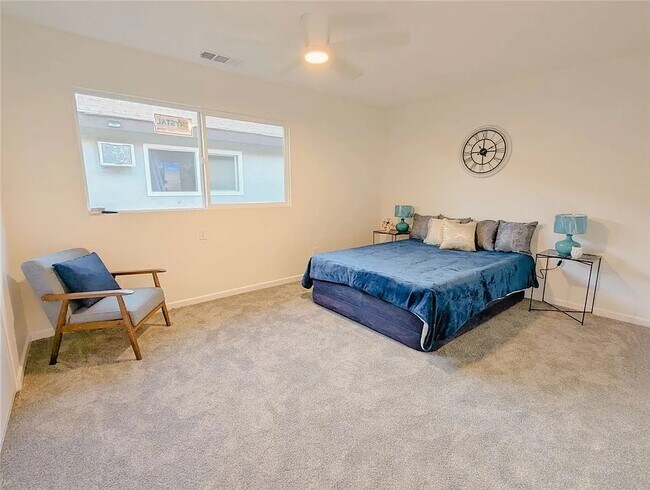 Building Photo - 9166 Cerritos Ave